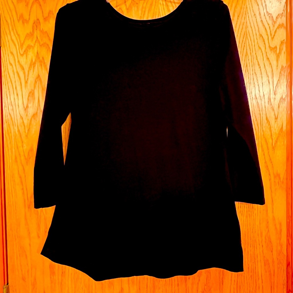 Black knit E.L.I. tunic size M